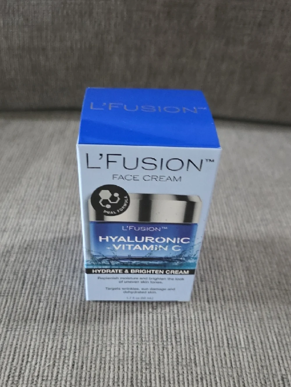 L'Fusion Hyaluronic + Vitamin C Hydrate & Brighten‎ Cream, New, 1.7oz.